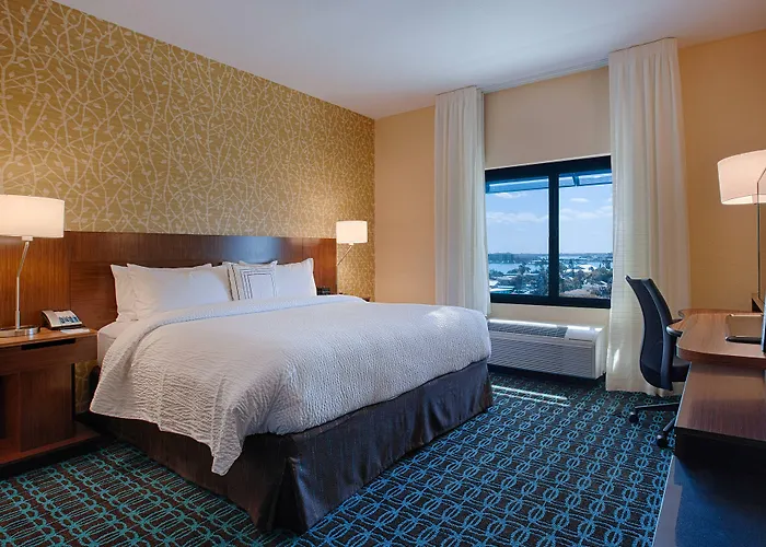 Fairfield & By Marriott Clearwater 3*