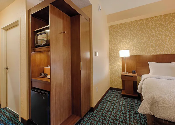 Fairfield & By Marriott Clearwater Clearwater Beach