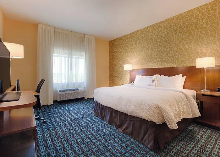 Fairfield & By Marriott Clearwater Hotel