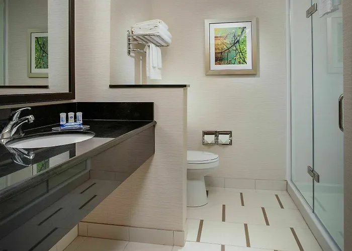 Hotel Fairfield & By Marriott Clearwater Clearwater Beach